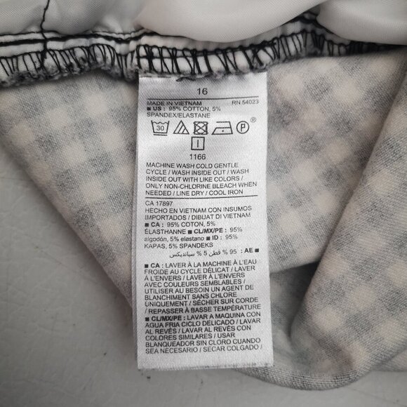 Old Navy Maternity Size 16 Black & White Checked Pull On Style Pixie Pants - Picture 4 of 11